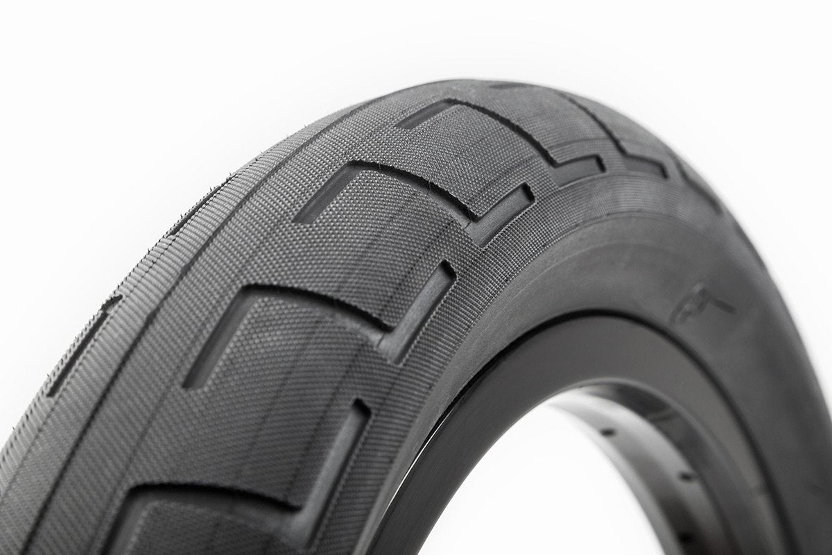 BSD Donnastreet 2.3” Reifen / Tire Black