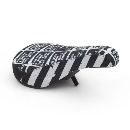 Nous Ryuji Mid Pivotal Sattel / Seat Black/White