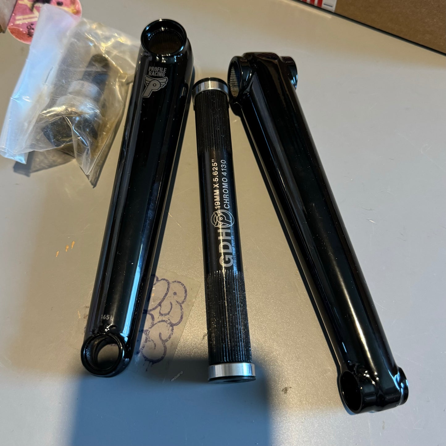 Profile Racing Race NO BOSS 165mm Kurbel / Cranks