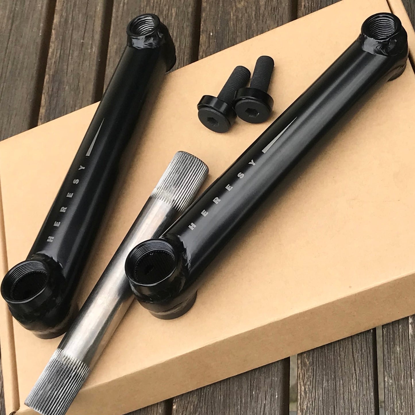 Heresy Execution 150mm Kurbel / Cranks Black