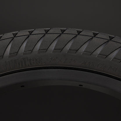 Flybikes Ruben 2.25” Reifen / Tire Black