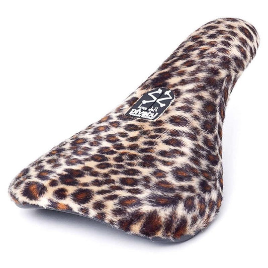 Bone_deth_leopard_slim_seat